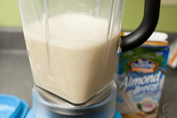 These smoothies are really really easy to make and with coconut almondmilk, you'll love it!! Coconut Almond Milk Tea Smoothies from thelittlekitchen.net