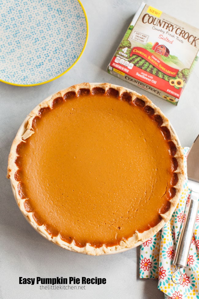 Easy Pumpkin Pie from thelittlekitchen.net